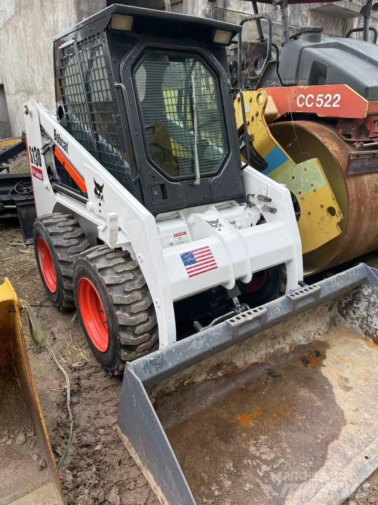 Bobcat S 130 Smykem řízené nakladače