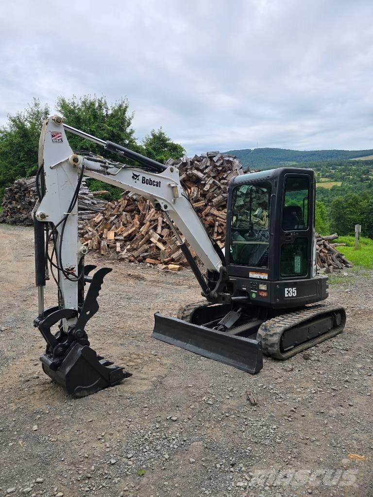 Bobcat E 35 Mini rýpadla < 7t