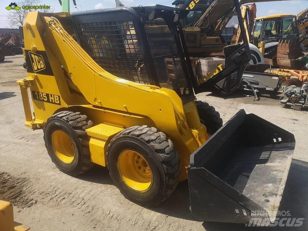 JCB 185 HB Smykem řízené nakladače