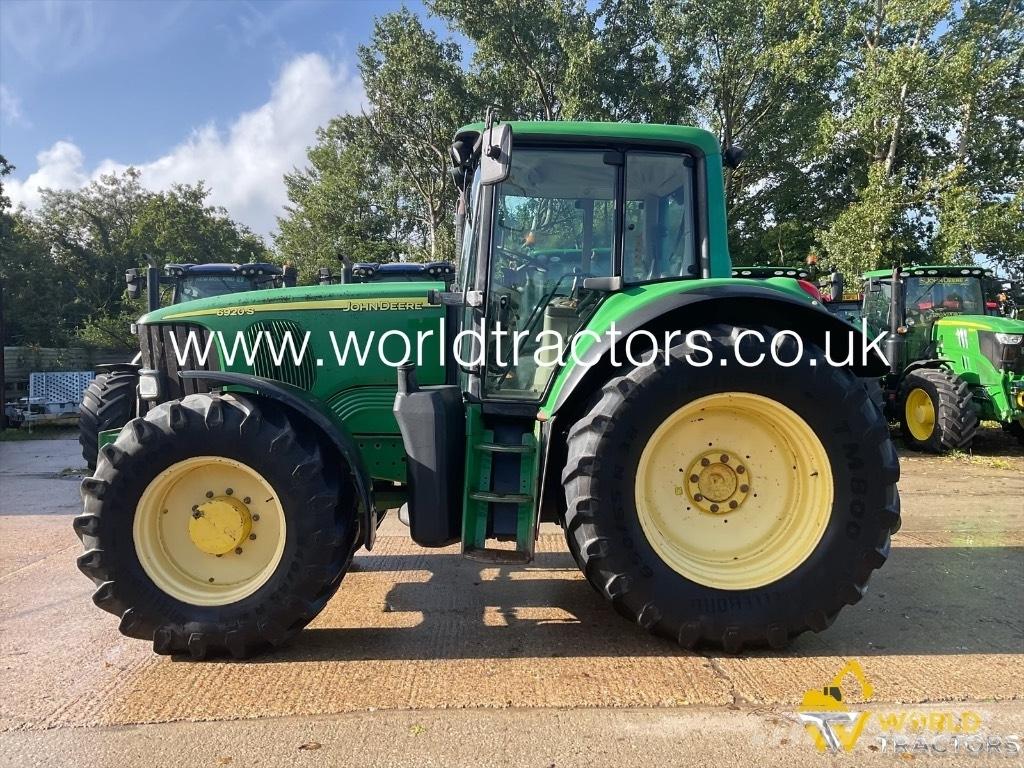 John Deere 6920 S Traktory