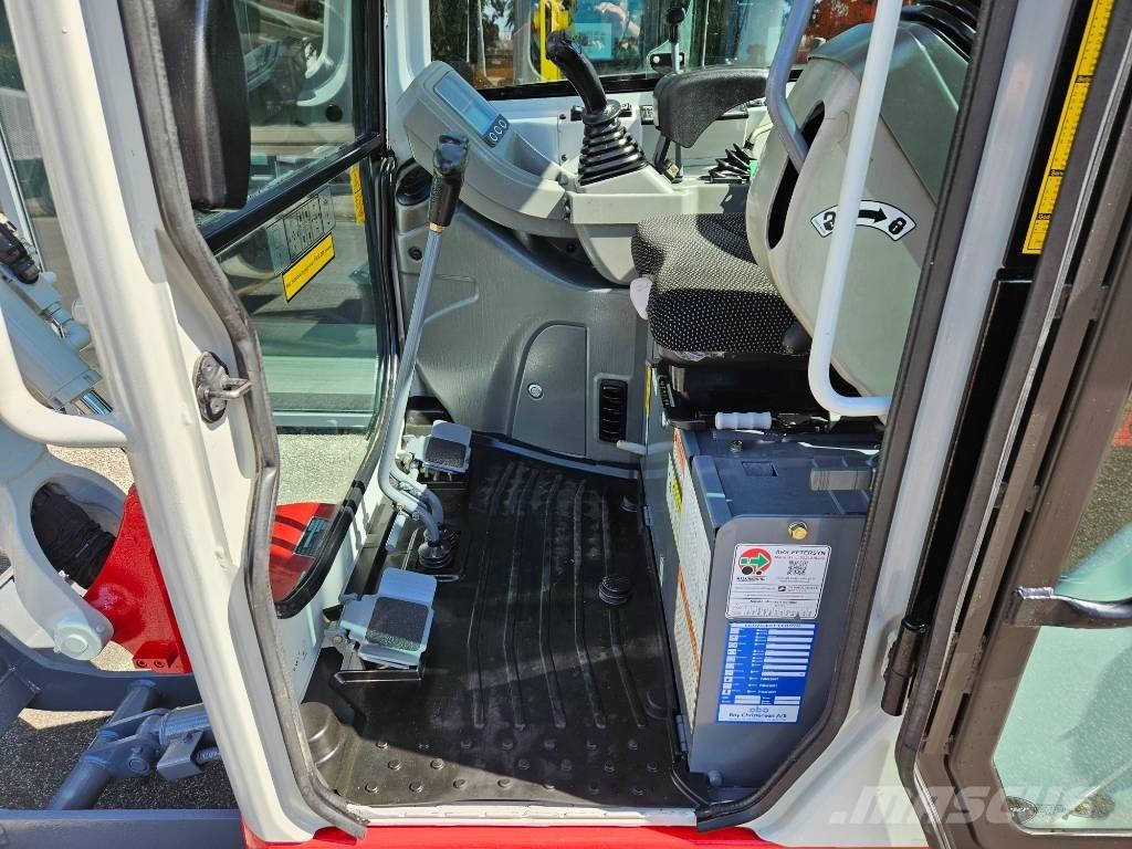 Takeuchi TB 216 Mini rýpadla < 7t