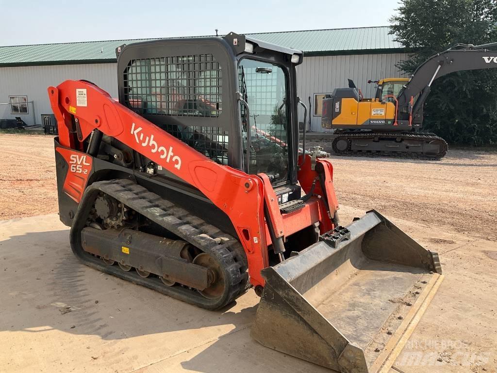 Kubota SVL65-2 Smykem řízené nakladače