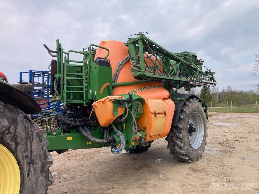 Amazone UX 5200 Tažené postřikovače