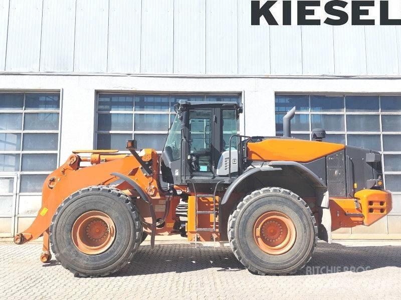 Hitachi ZW 310-6 Kolové nakladače