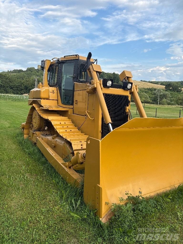 CAT D 6 R II Pásové dozery