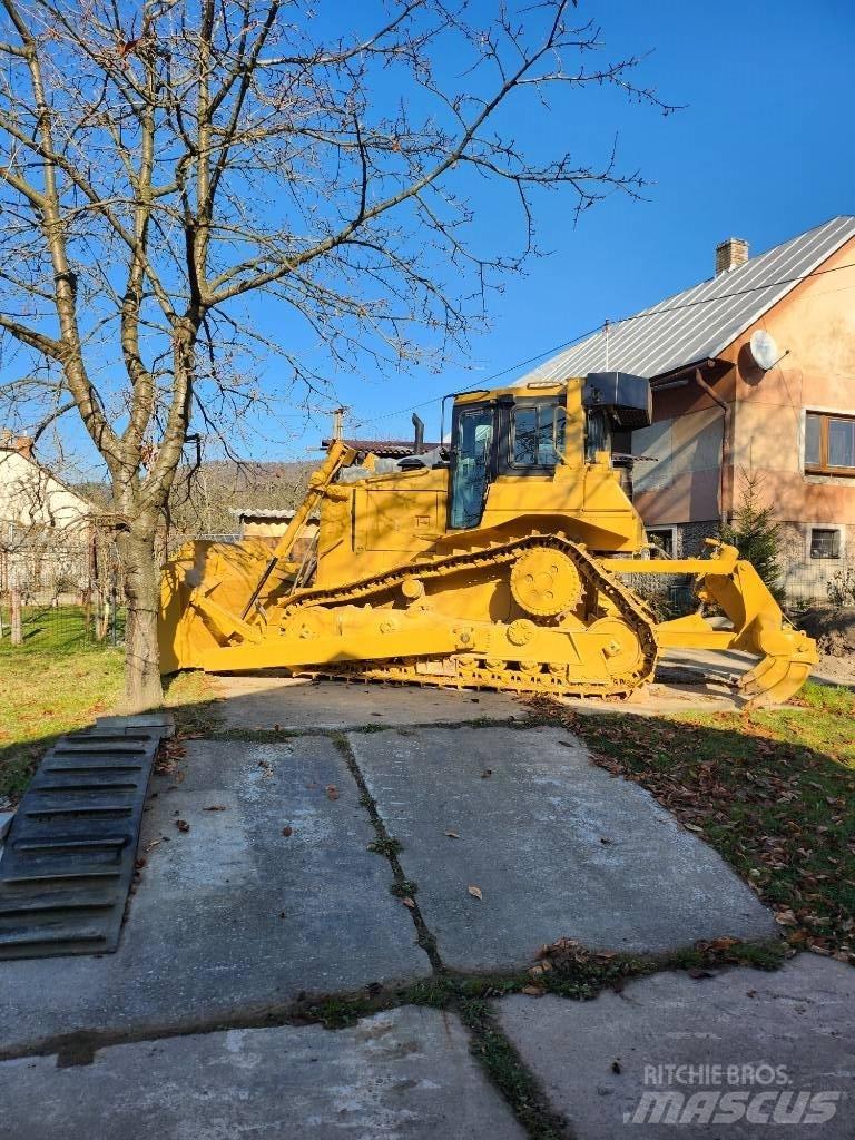 CAT D 6 R II Pásové dozery