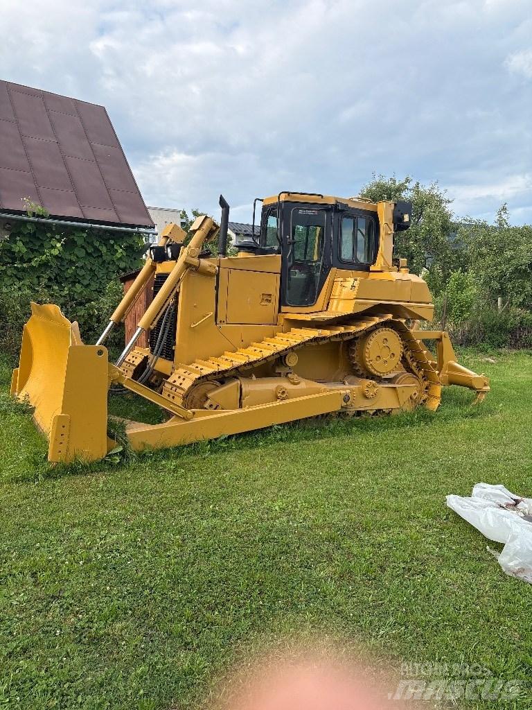 CAT D 6 R II Pásové dozery