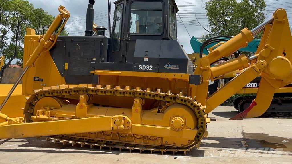 Shantui SD 32 D Pásové dozery