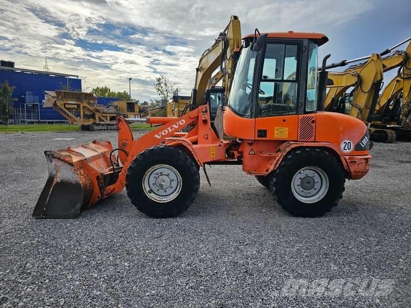 Volvo L 30 B Kolové nakladače