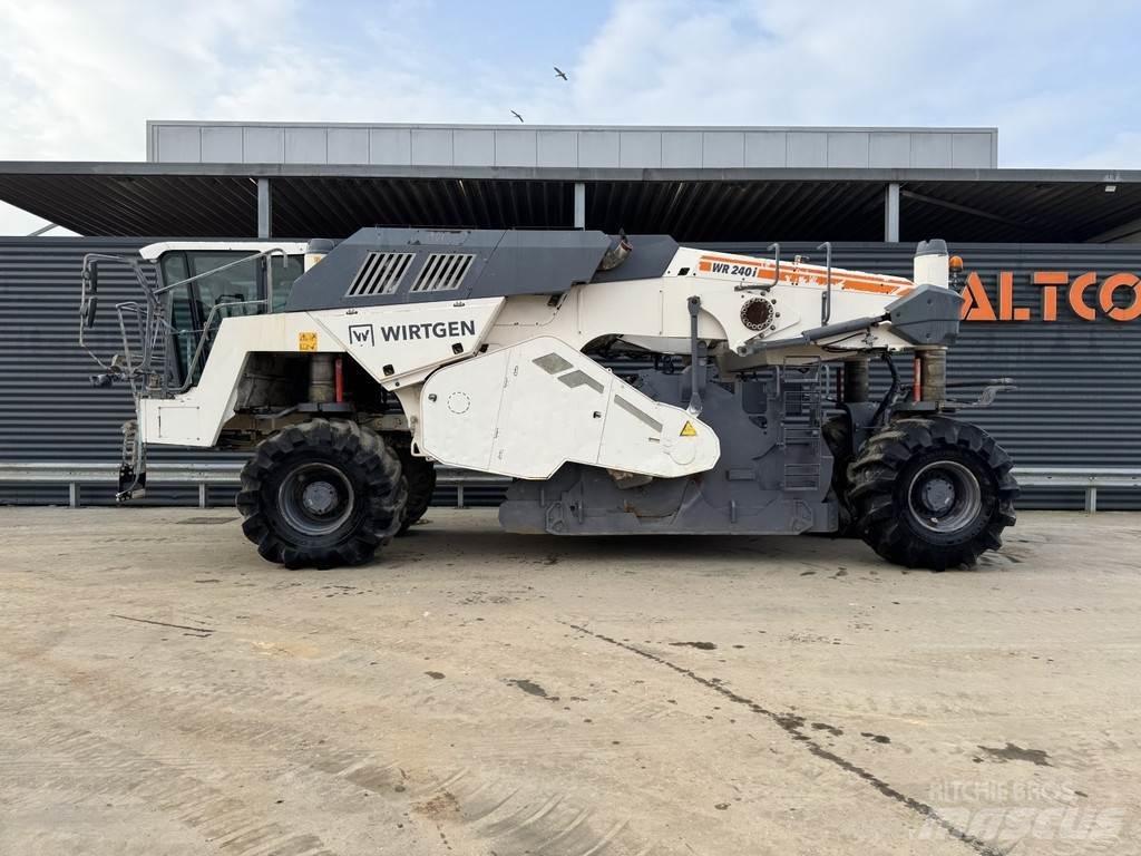 Wirtgen WR 240I Recyklátory asfaltu