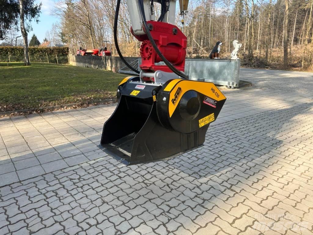 MB Crusher C 50 S4 Drtící lopaty