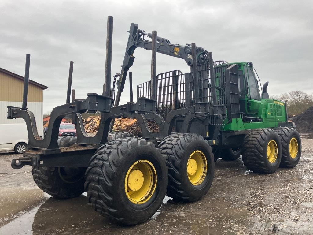 John Deere 1910G Vyvážecí traktory