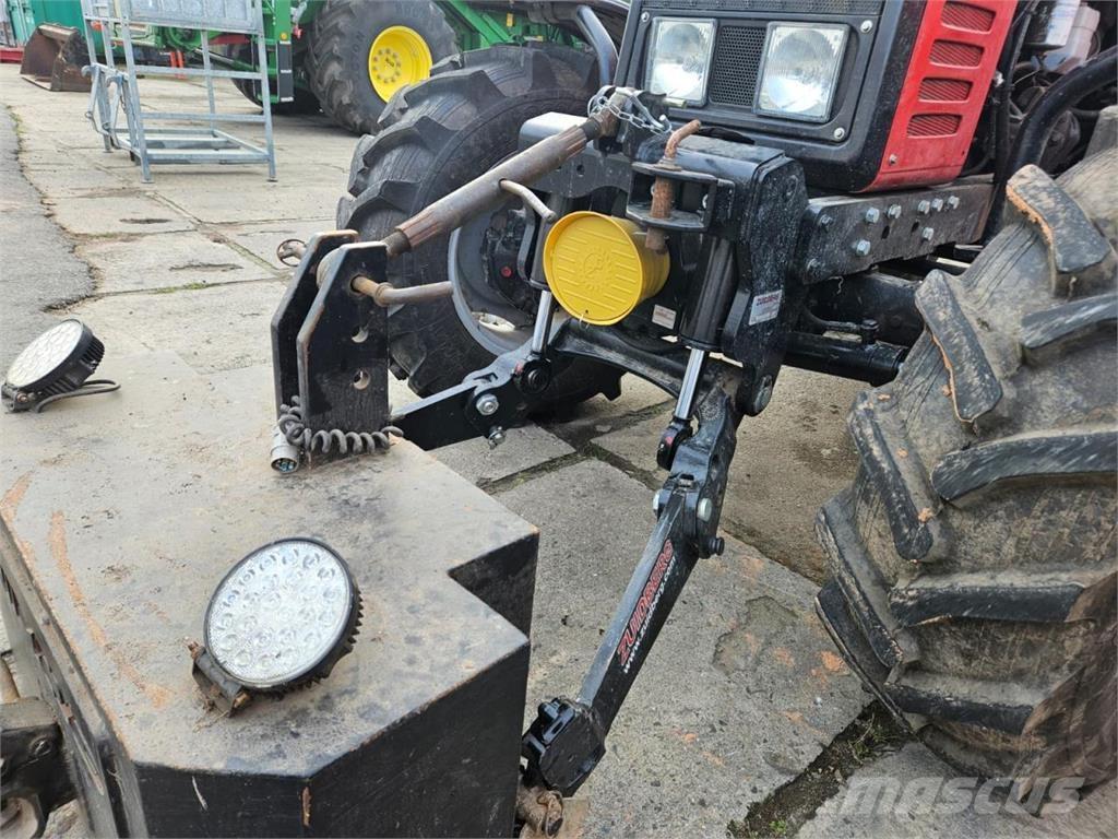 Belarus MTS 1025.2 Traktory