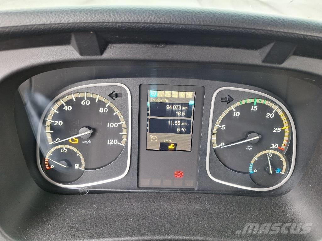 Böcker AK 37/4000 Jeřáby pro těžký terén