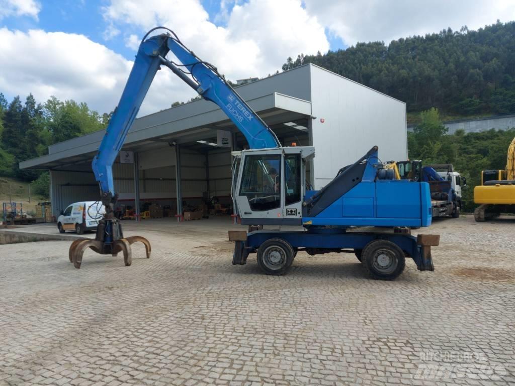 Fuchs MHL 331 Stroje pro manipulaci s odpadem