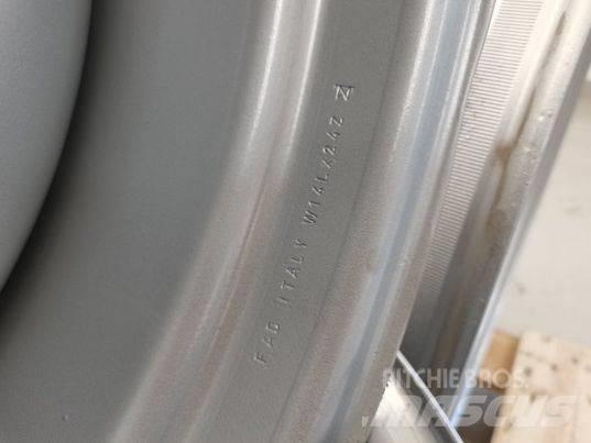 Merlo P 34.7 rims Pneumatiky, kola a ráfky
