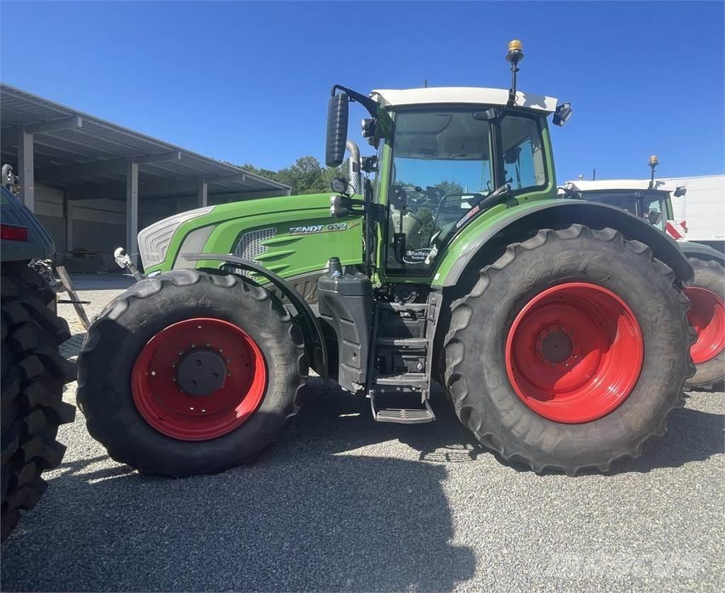 Fendt 933 Vario Traktory
