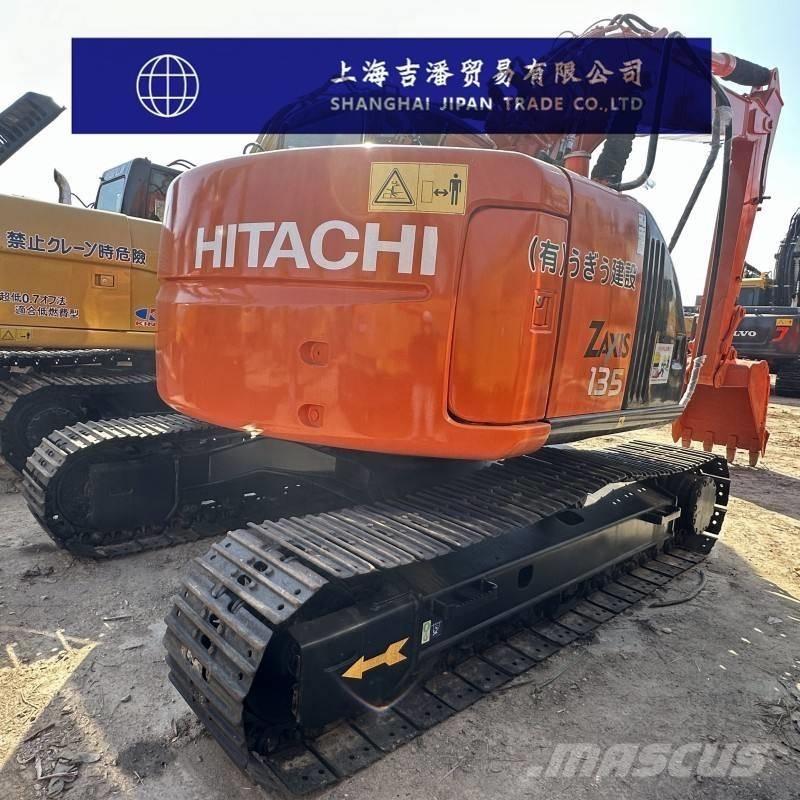 Hitachi ZX 135 Pásová rýpadla