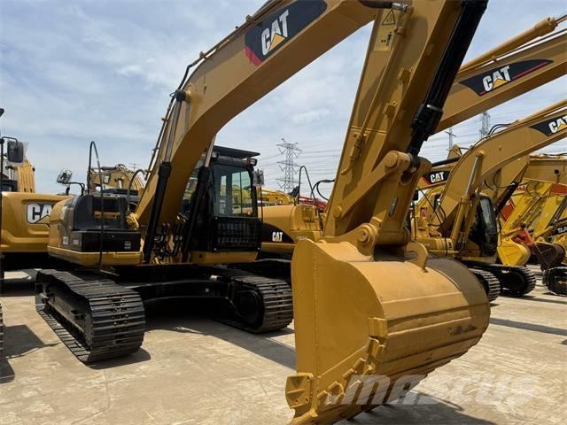 CAT 323 D L Pásová rýpadla