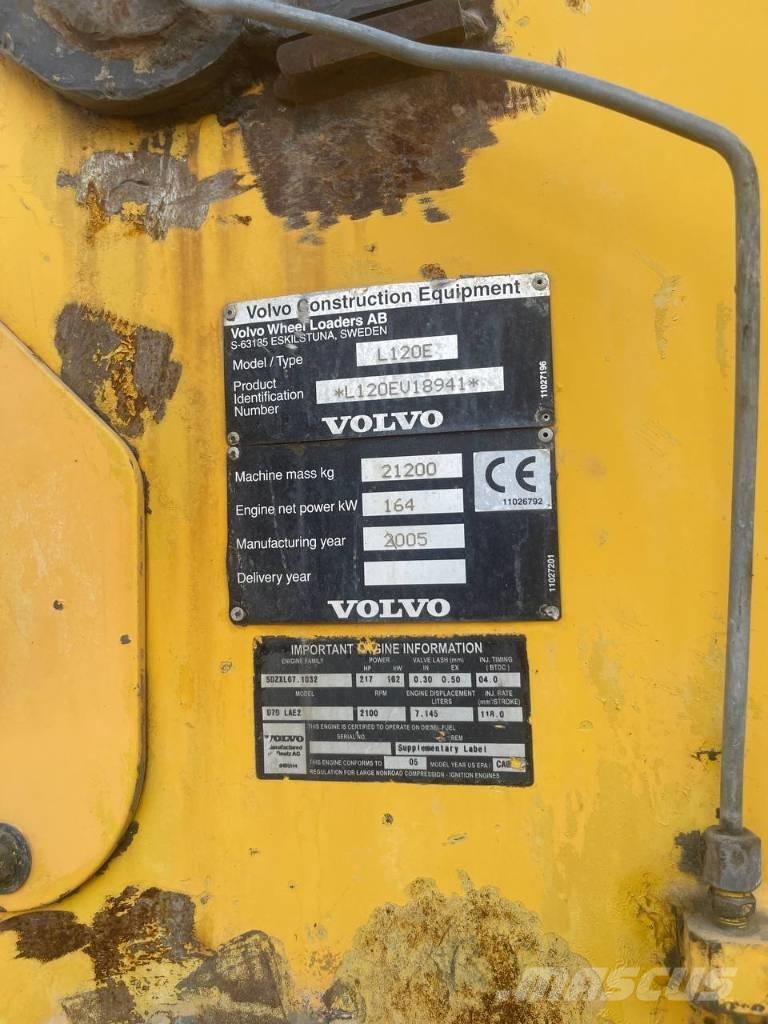 Volvo L 120 E Kolové nakladače