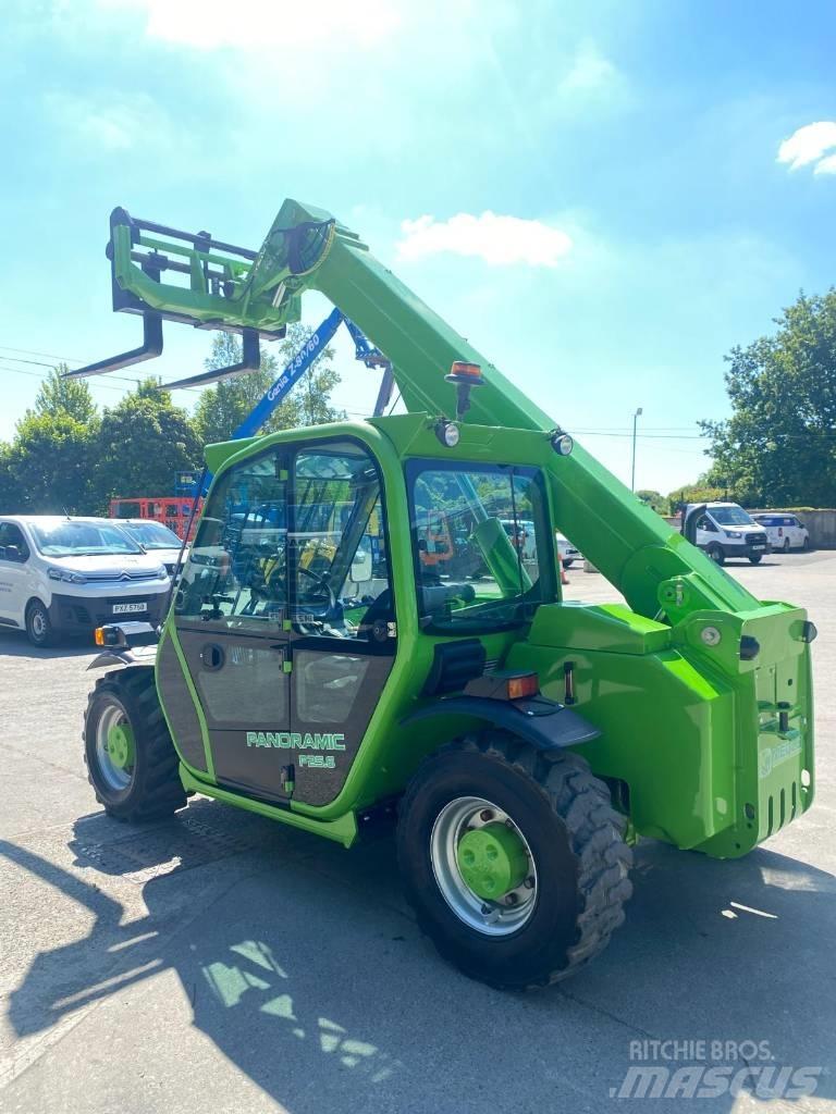 Merlo P 25.6 Teleskopické manipulátory