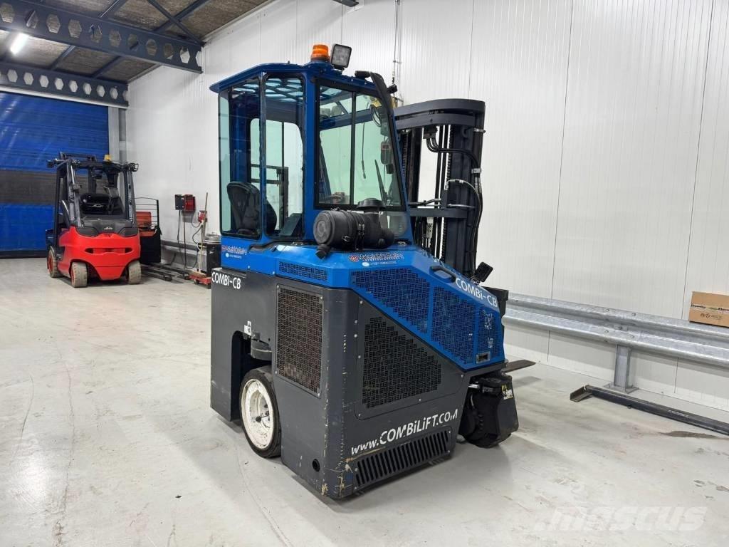 Combilift C3000CB Vysokozdvižný vozík s bočním ložením