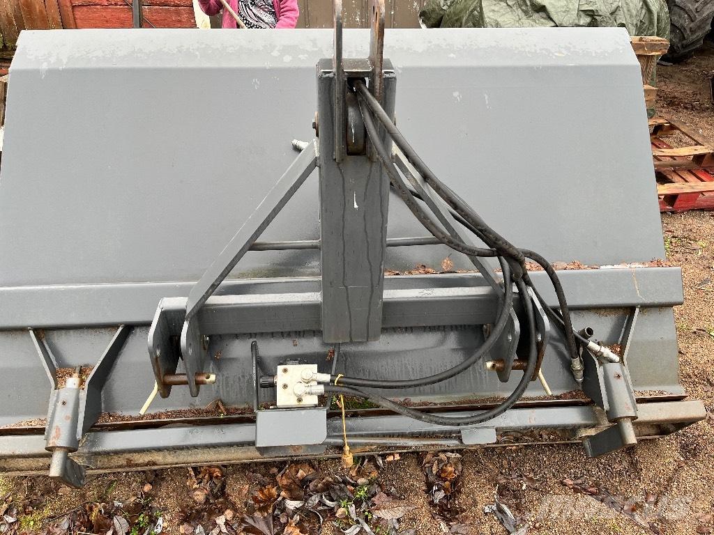 ATI 20 Sněžné pluhy, přední sněhové radlice