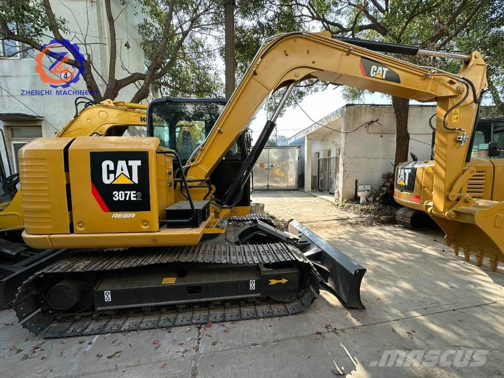 CAT 307 E2 Midi rýpadla 7t - 12t