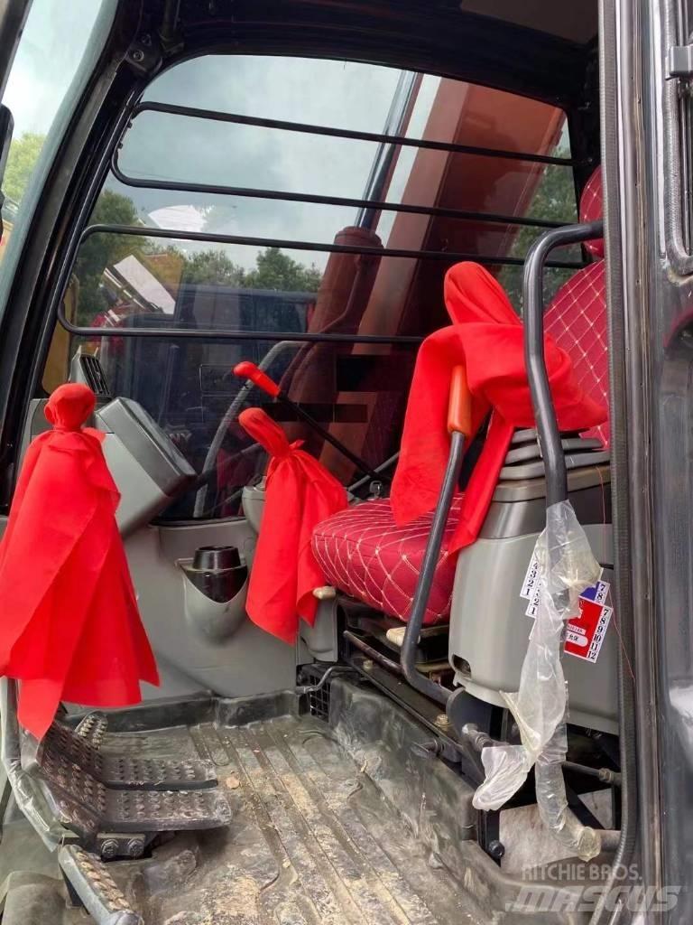 Hitachi Zaxis 70 Pásová rýpadla