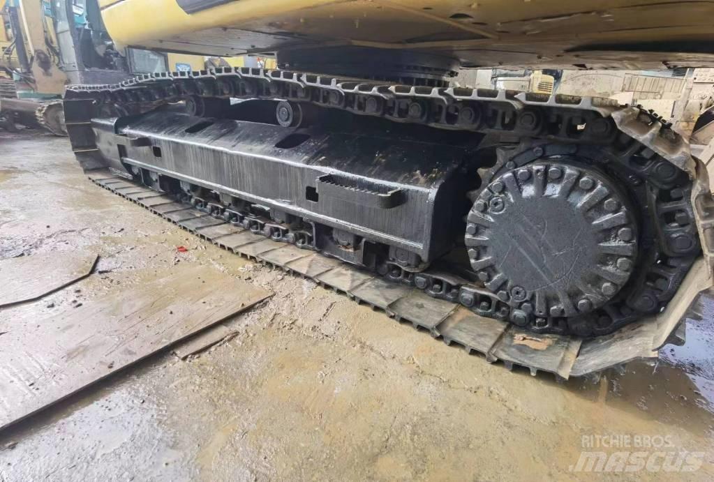 CAT 320CL Pásová rýpadla