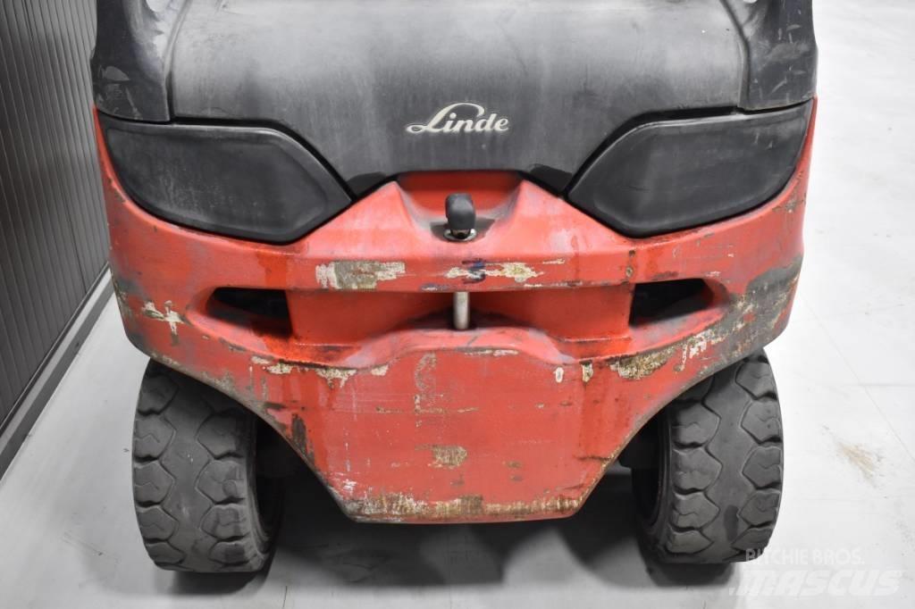 Linde E 25 L - 01 Akumulátorové vozíky