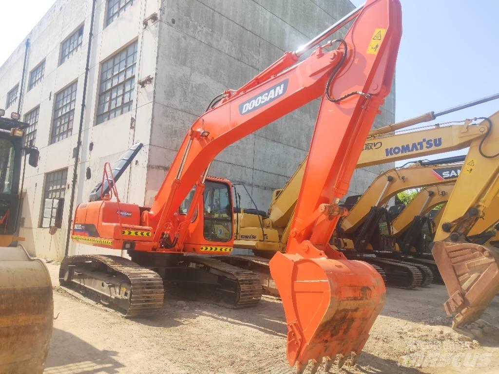 Doosan DH220LC-7 Pásová rýpadla