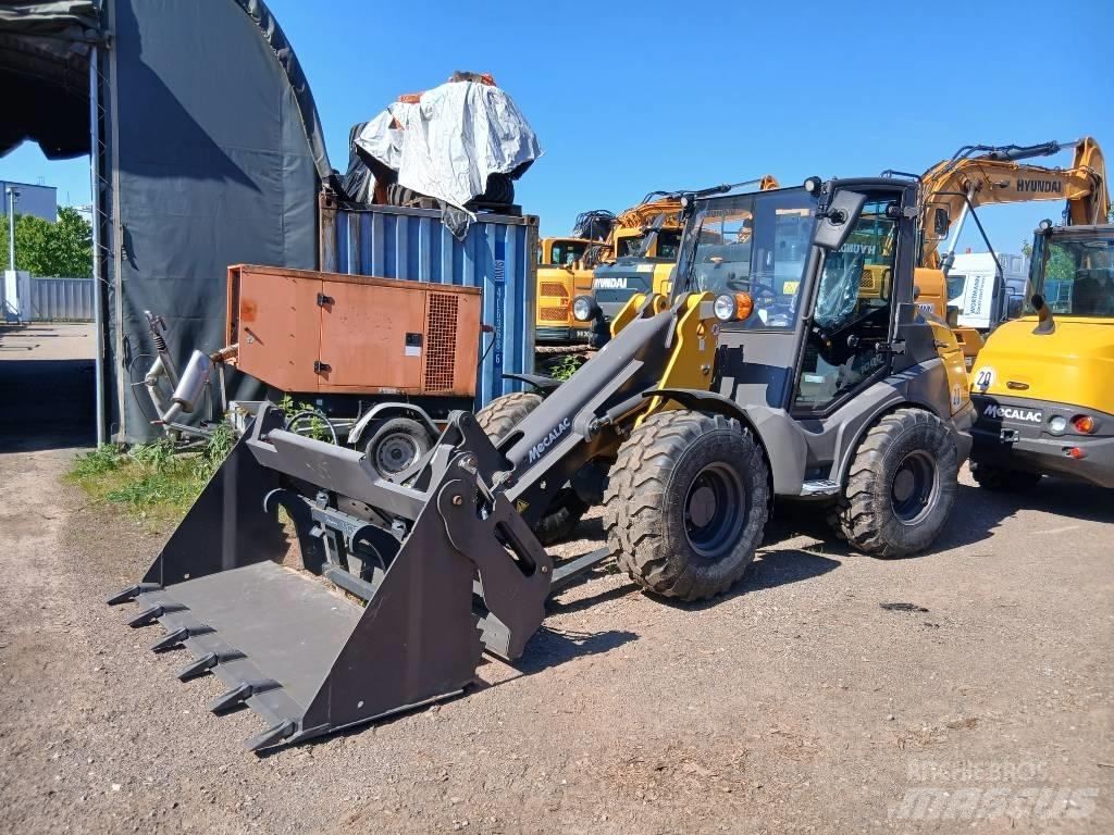 Mecalac AX 1000 Kolové nakladače