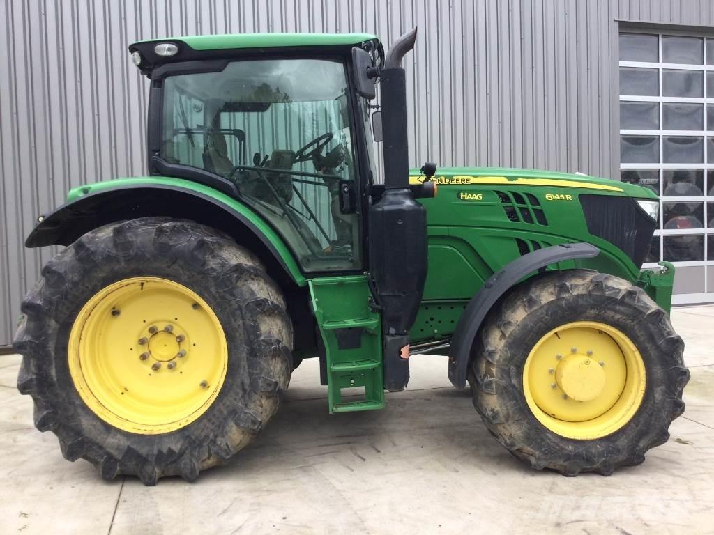 John Deere 6145R Traktory