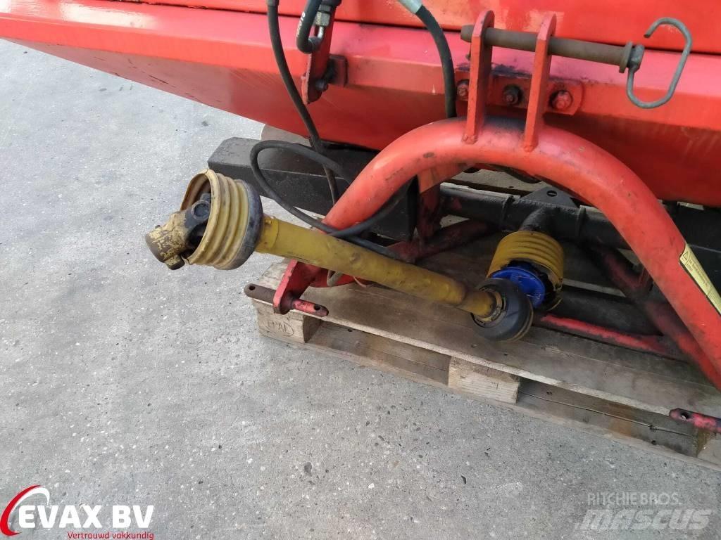 PZ SPECTRA 800 Rozmetadlo minerálních hnojiv