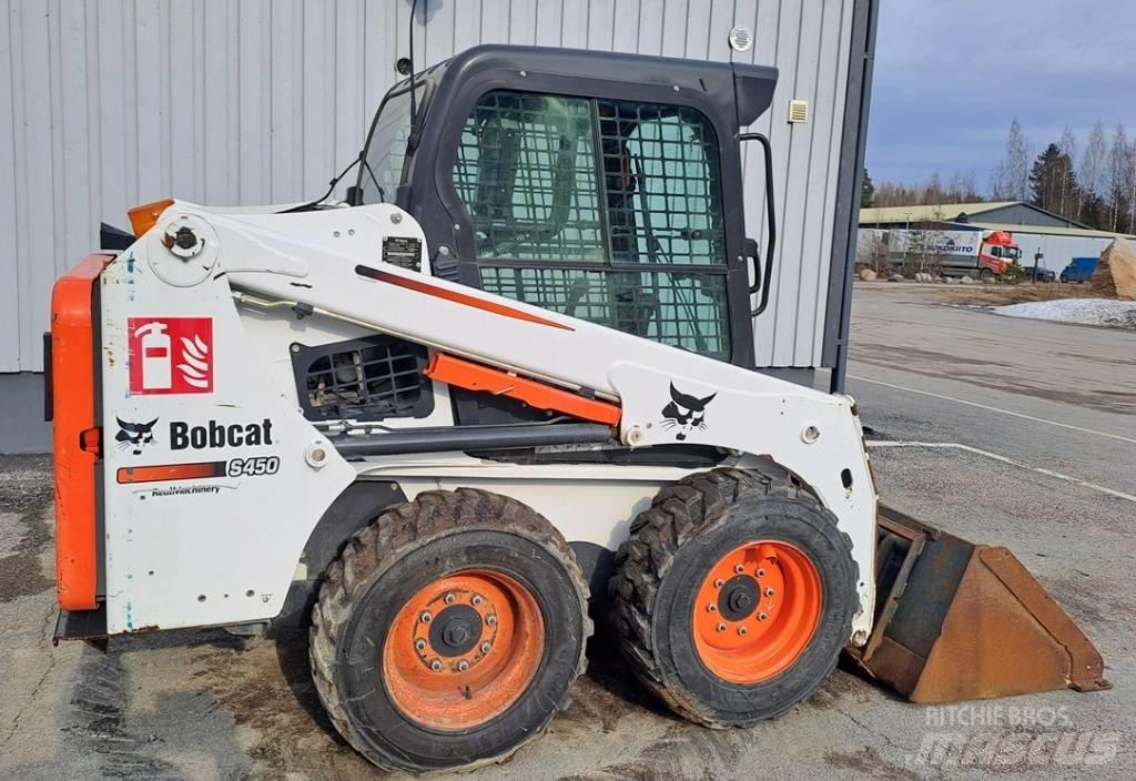 Bobcat S 450 Smykem řízené nakladače