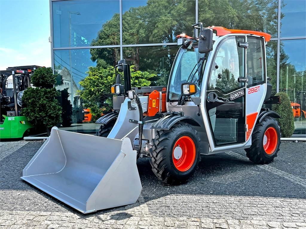  2812T telehandler Kolové nakladače