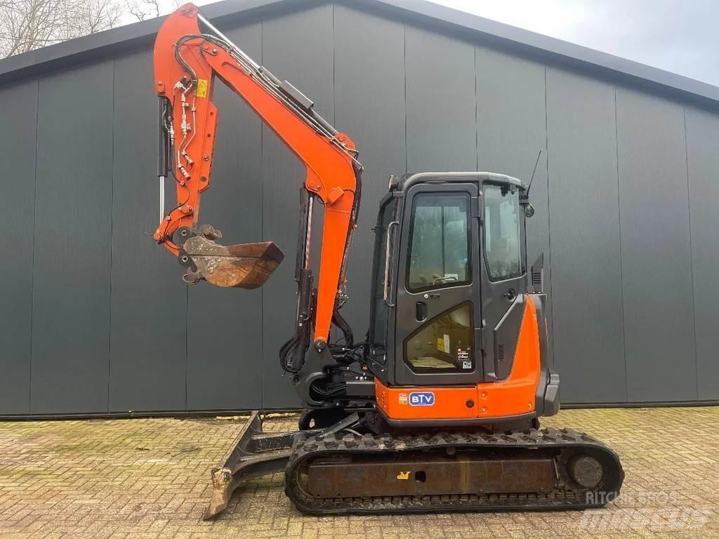 Hitachi U55-5a Mini rýpadla < 7t