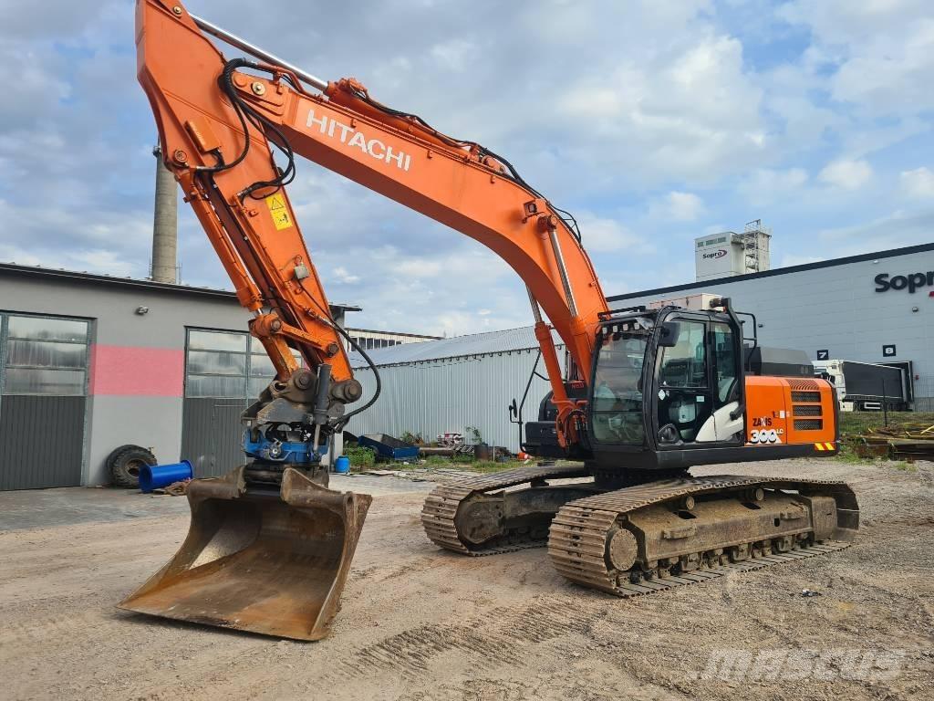 Hitachi ZX 300 LC-6 Pásová rýpadla