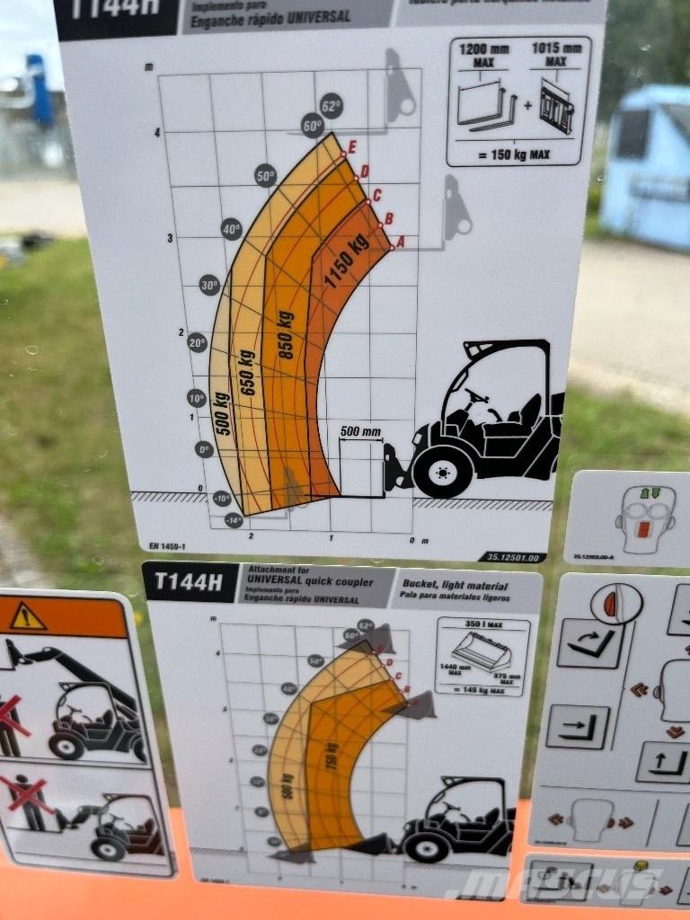 Ausa T 144 H Teleskopické manipulátory