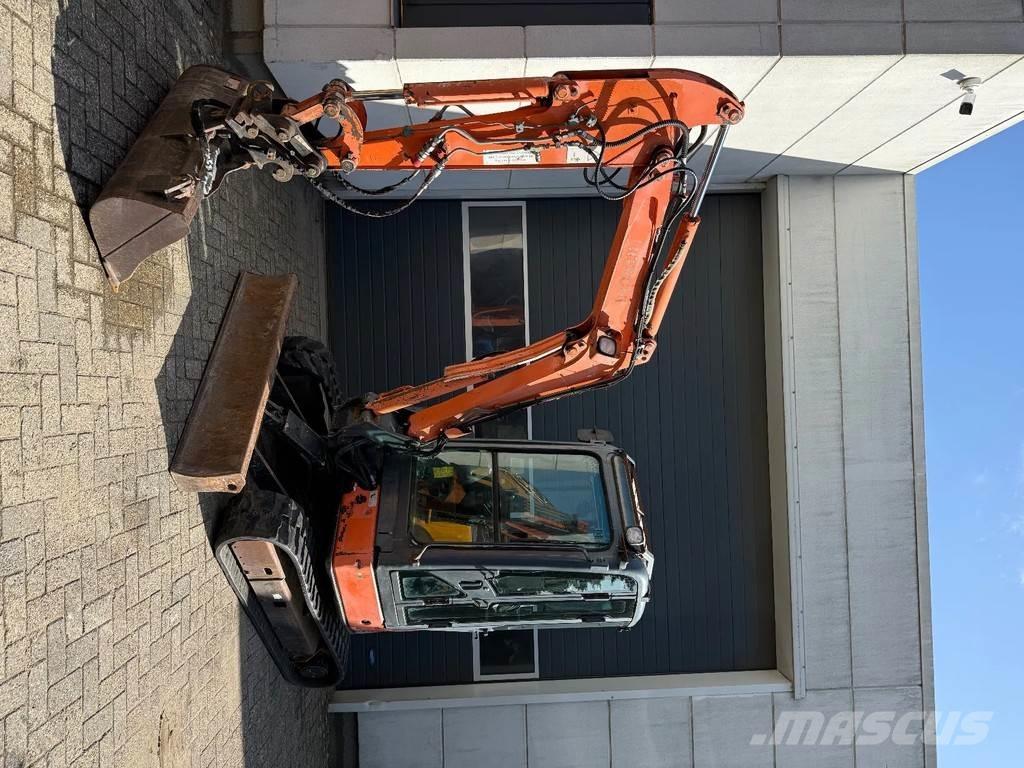 Hitachi ZX30U Mini rýpadla < 7t