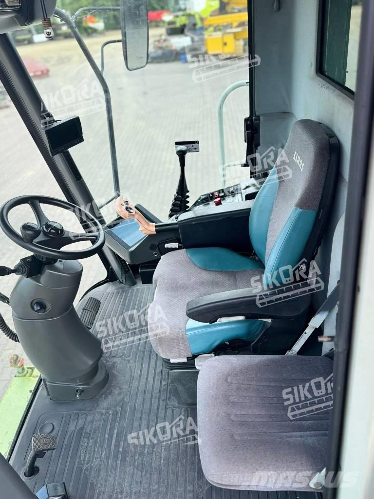 CLAAS Lexion 460 Sklízecí mlátičky