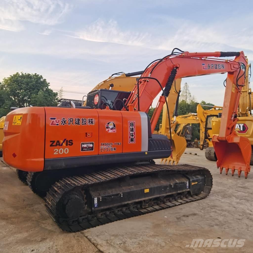 Hitachi ZX 200 Pásová rýpadla