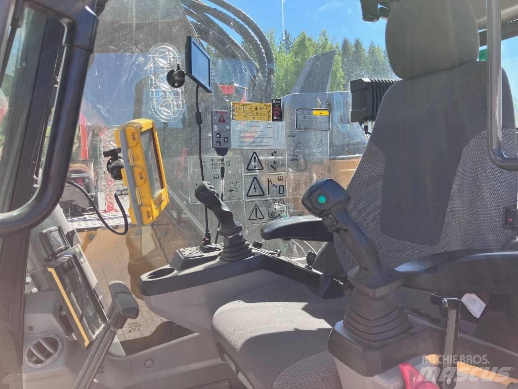 Volvo ECR235EL Pásová rýpadla