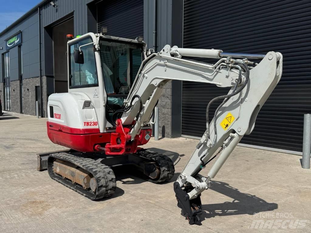 Takeuchi TB 230 Mini rýpadla < 7t