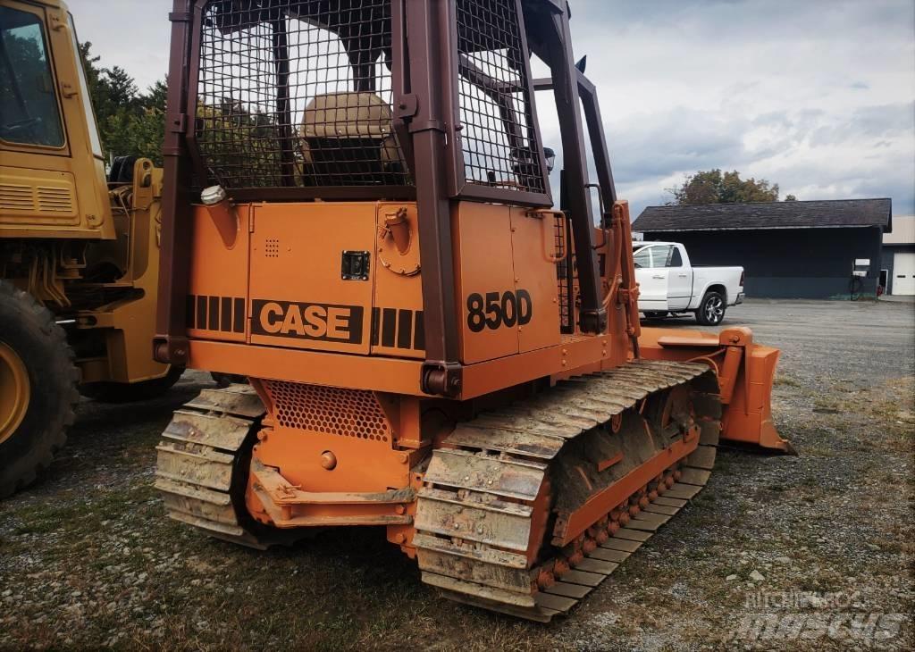 CASE 850 D Pásové dozery