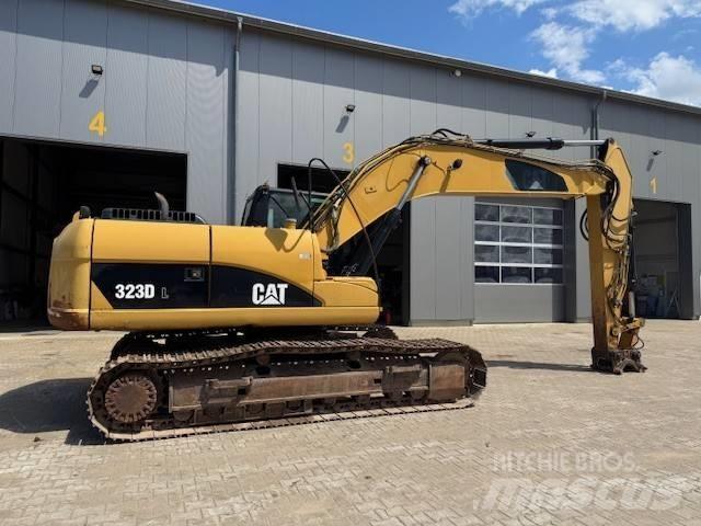 CAT 323 D L Pásová rýpadla