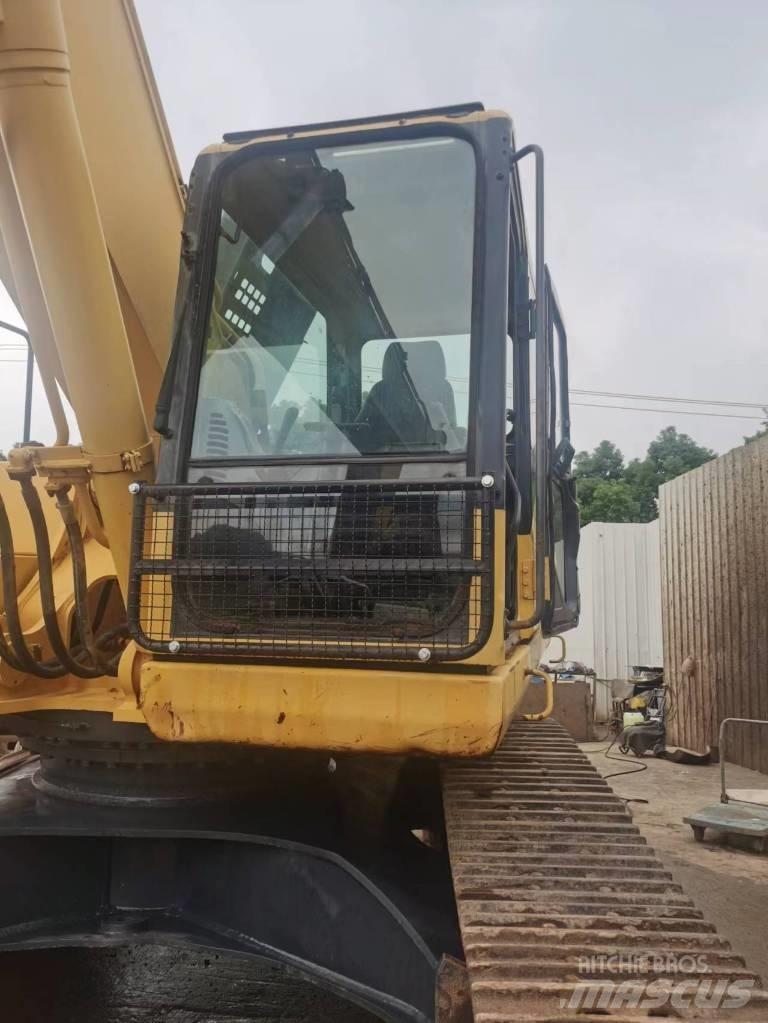 Komatsu PC 400 LC-7 Pásová rýpadla