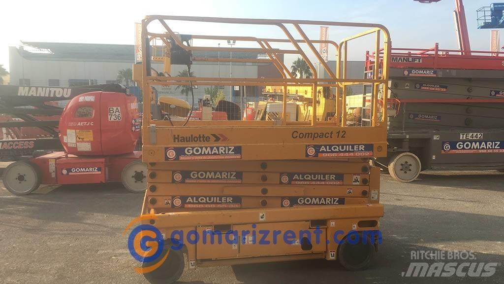 Haulotte Compact 12 Nůžková zvedací plošina