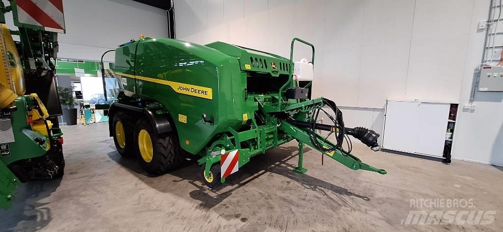 John Deere C441R Lis na válcové balíky